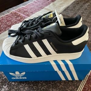 Adidas Superstar Women Shoe